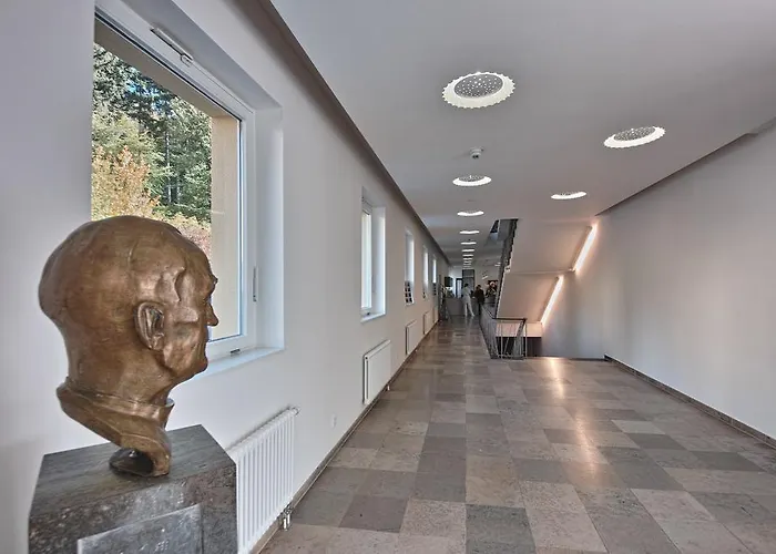 Hotel Martin-niemoller-haus 2*